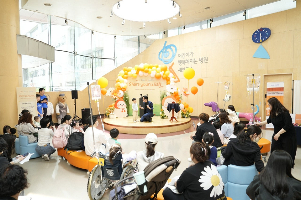 지난 5월 365mc가 메이크어위시 코리아, 세브란스 어린이병원과 함께 환아들을 위한 이벤트를 진행했다. /사진=메이크어위시 코리아