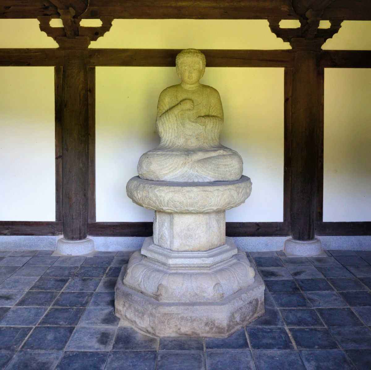 국가지정문화유산 보물로 지정 예고된 임실 진구사지 석조비로자나불좌상. / 사진 = 국가유산청 제공