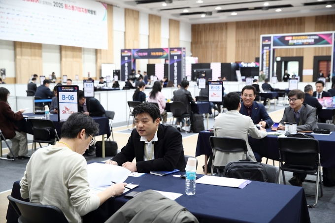 ▲2025 원스톱기업지원 박람회가 개최된 모습/사진제공=대구시