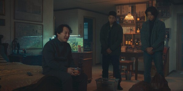 '콘크리트 마켓' 스틸 컷 / 사진=콘텐츠웨이브(주), 롯데엔터테인먼트