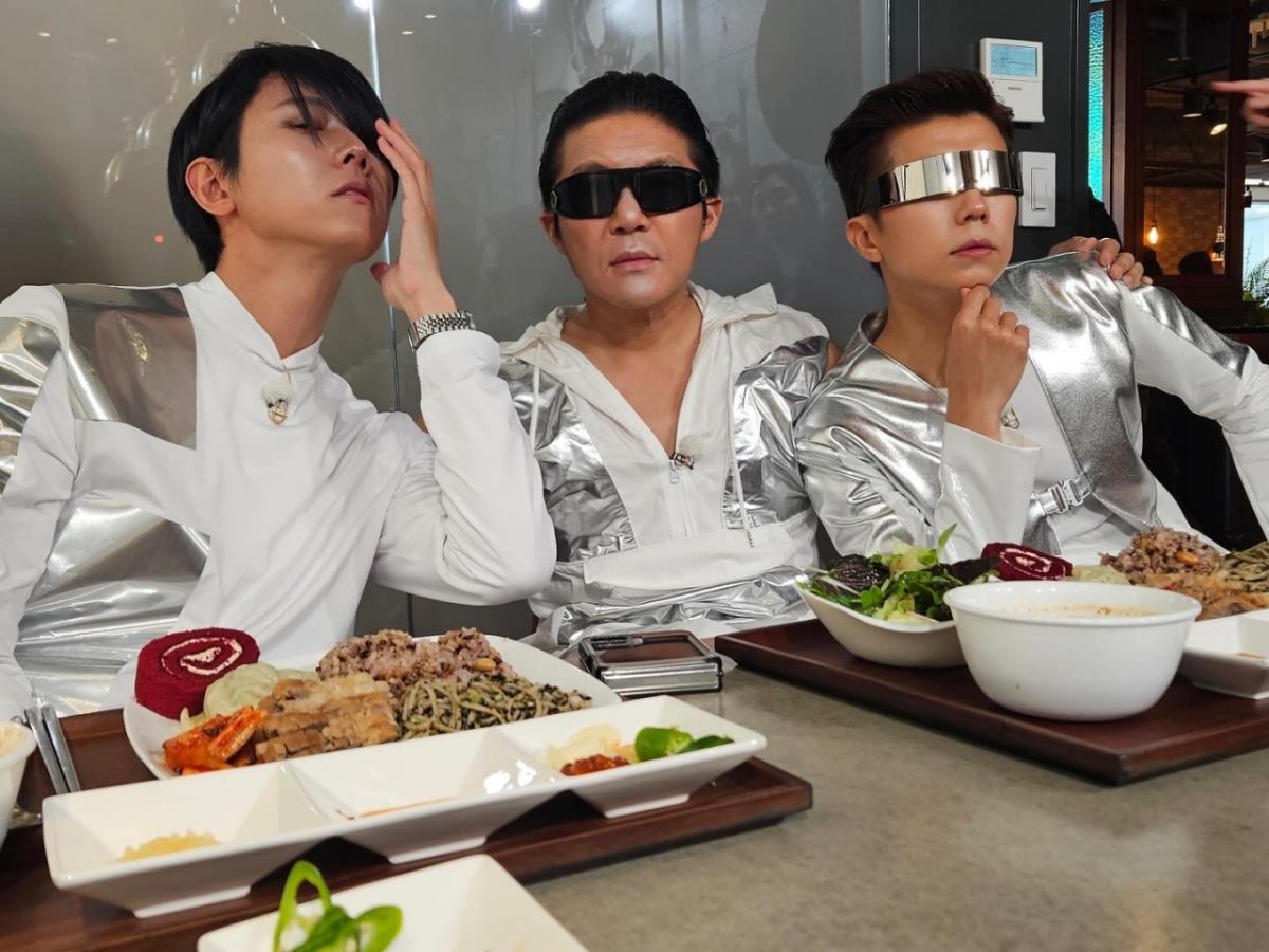 홍진경이 조세호와 함께 찍은 사진을 공개하며 고마움을 전했다. /사진=인스타그램 갈무리 