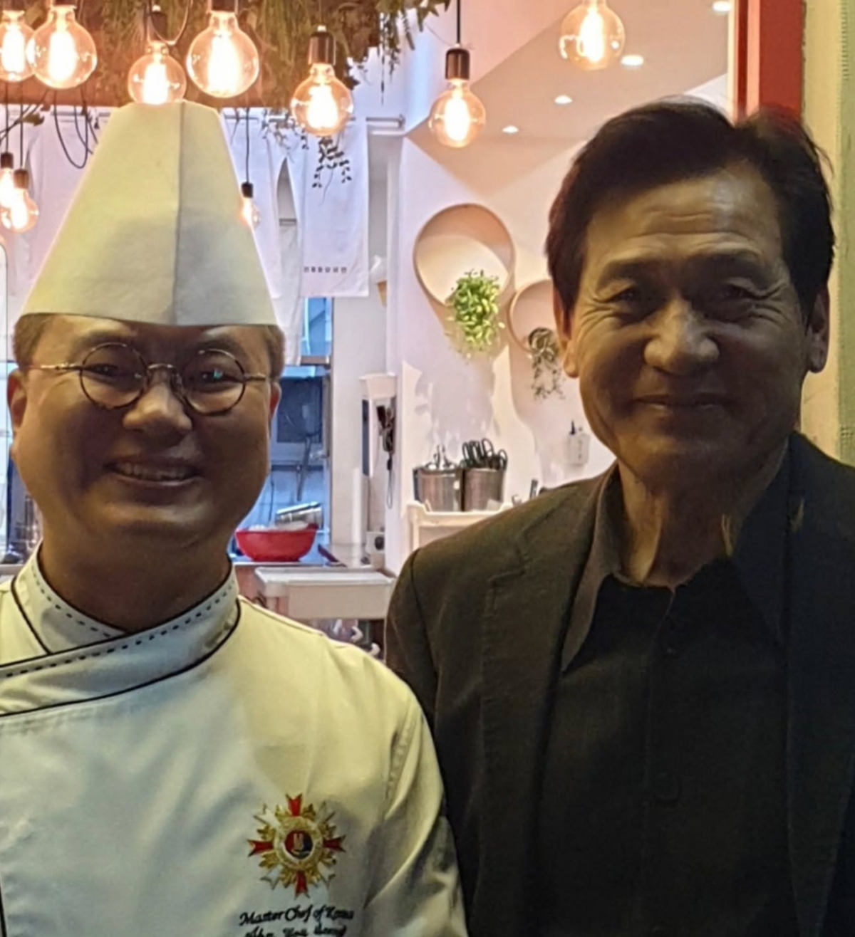 안유성 명장이 혈액암 투병 끝 별세한 고(故) 안성기를 추모했다. /사진=인스타그램 갈무리 