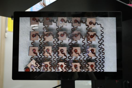 기계연 연구팀에서 제작한 초음파 트랜스듀서/사진=기계연