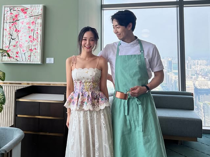 대림그룹 이준용 명예회장의 손녀이자 인플루언서인 이주영씨가 손종원 셰프와 함께 찍은 사진을 공개했다. /사진=이주영 인스타그램