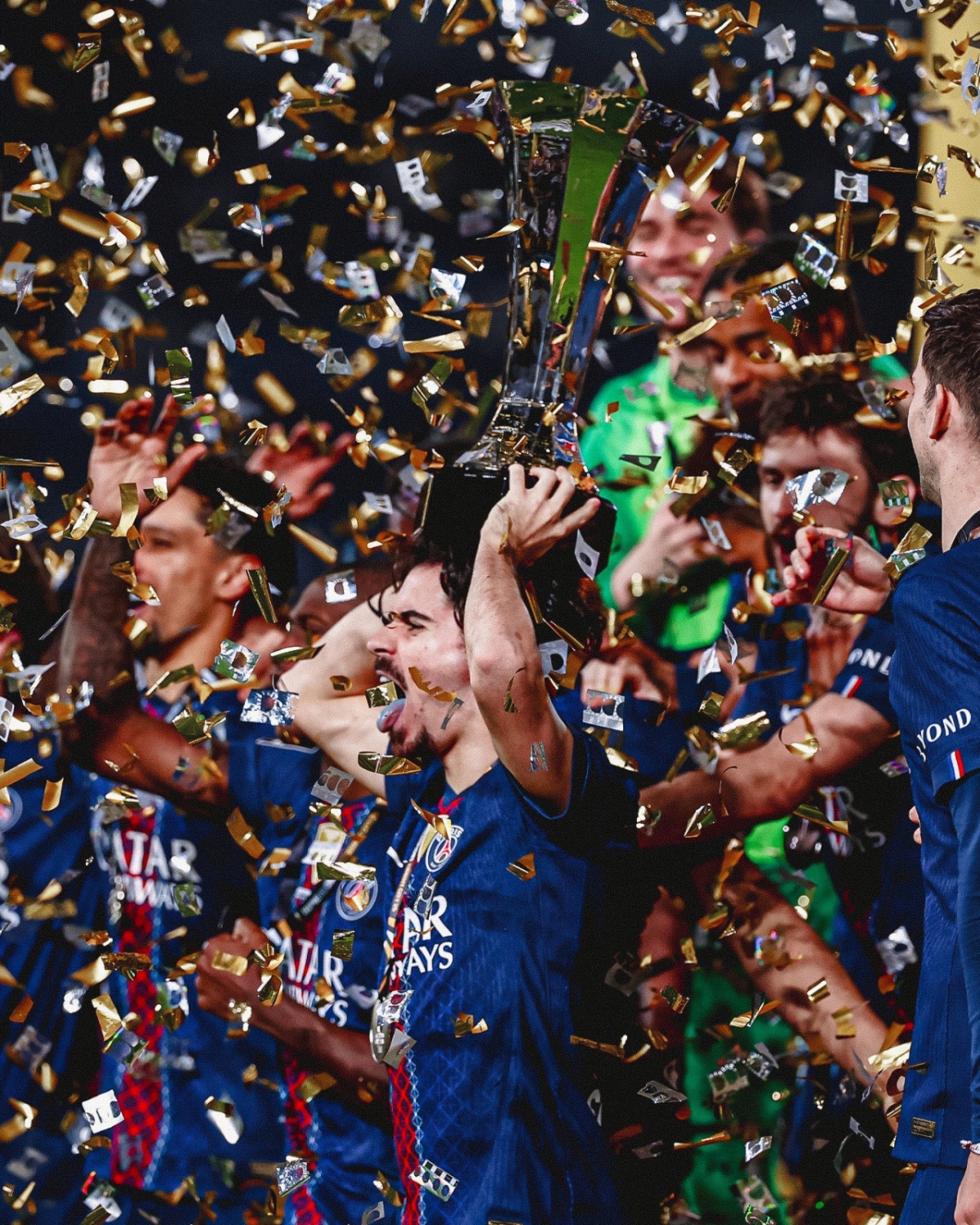 파리 생제르맹(PSG)의 2025 트로페 데 샹피옹 우승 세리머니. /사진=PSG SNS 캡처