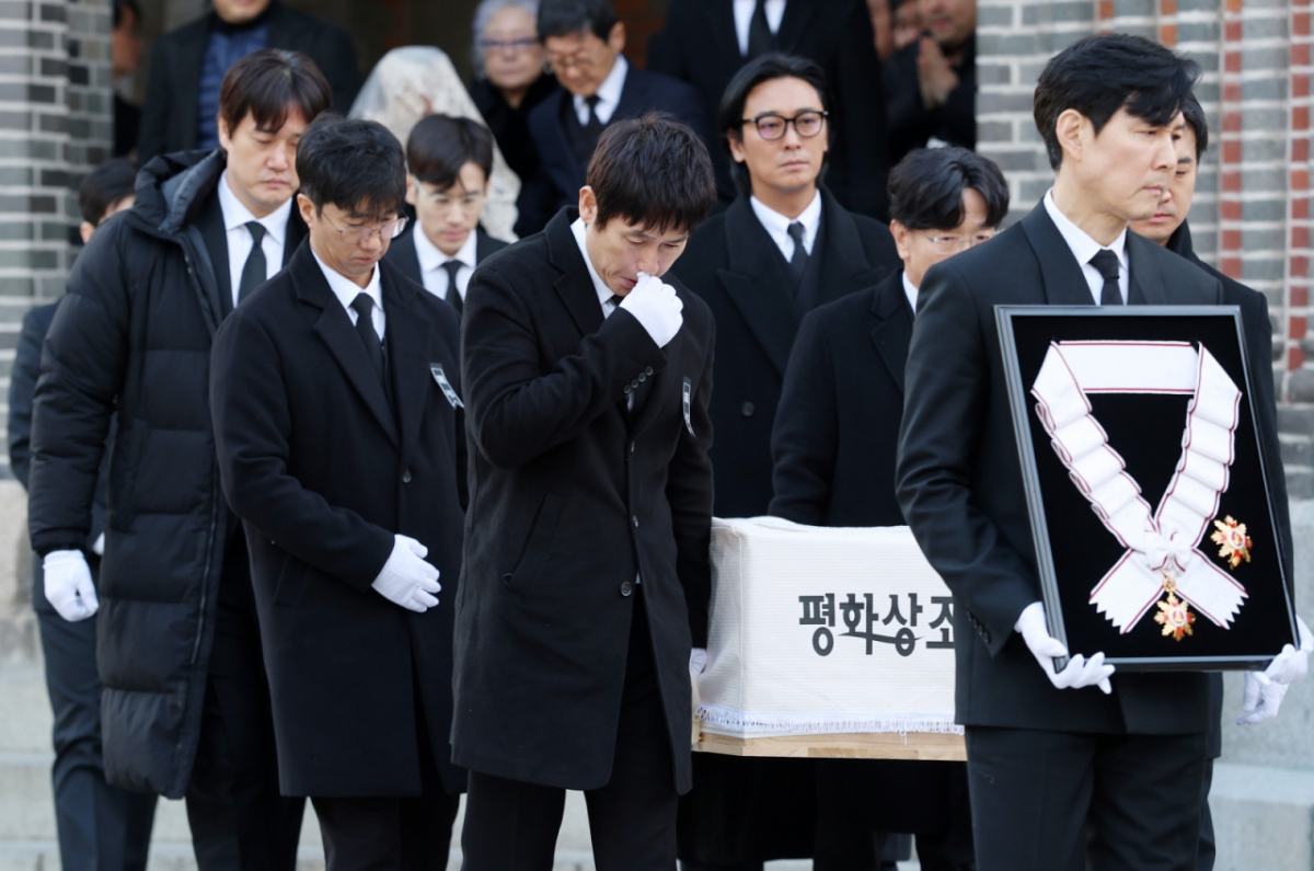 9일 서울 중구 명동성당에서 지난 5일 별세한 배우 고(故) 안성기의 장례미사가 엄수되고 있다. /사진=스타뉴스 