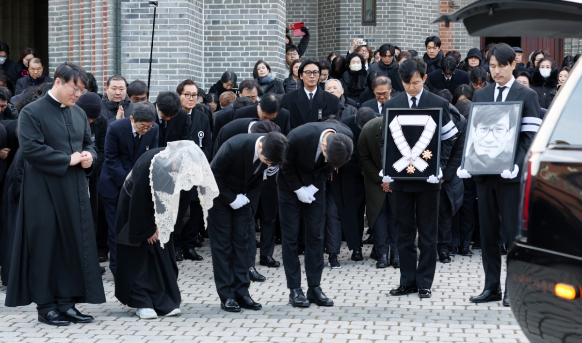 9일 서울 중구 명동성당에서 지난 5일 별세한 배우 고(故) 안성기의 장례미사가 엄수되고 있다. /사진=스타뉴스 