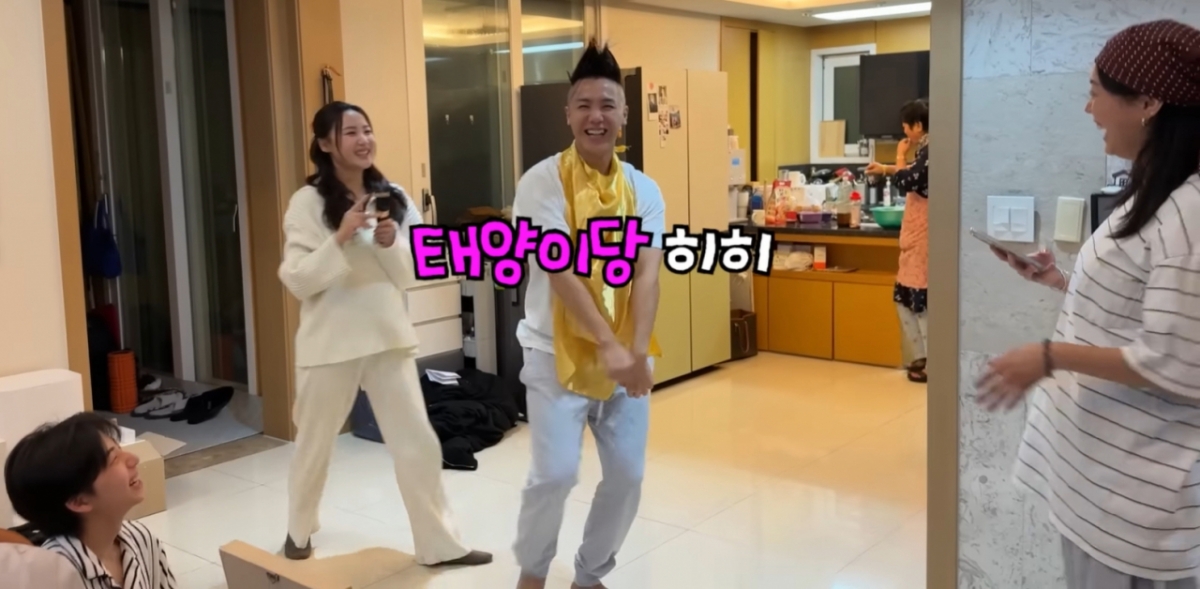 미르가 두피가 아프다는 이유로 결혼식 열흘 만에 삭발을 감행했다. /사진=유튜브 갈무리 