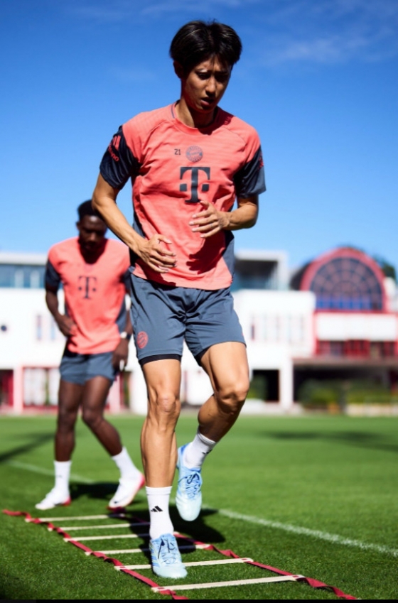 훈련 중인 이토 히로키. /사진=바이에른 뮌헨 공식 SNS 갈무리