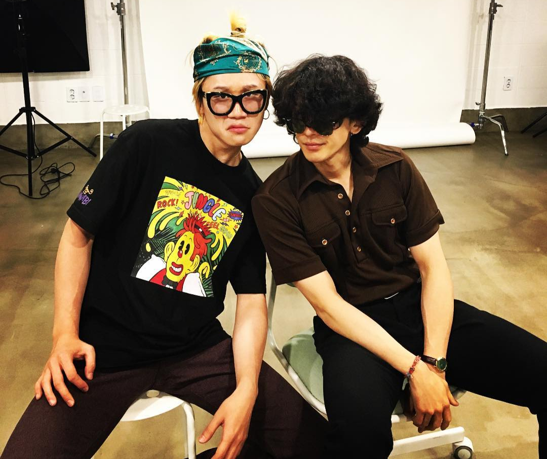 잔나비 보컬 최정훈(오른쪽)과 유영현. /사진=인스타그램 갈무리 