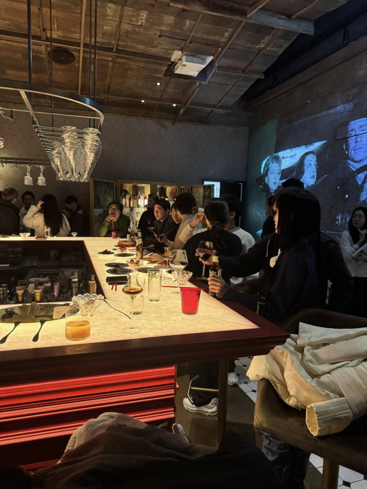 현대카드 브랜디 바 '레드11' 모습/사진제공=정태영 부회장 페이스북