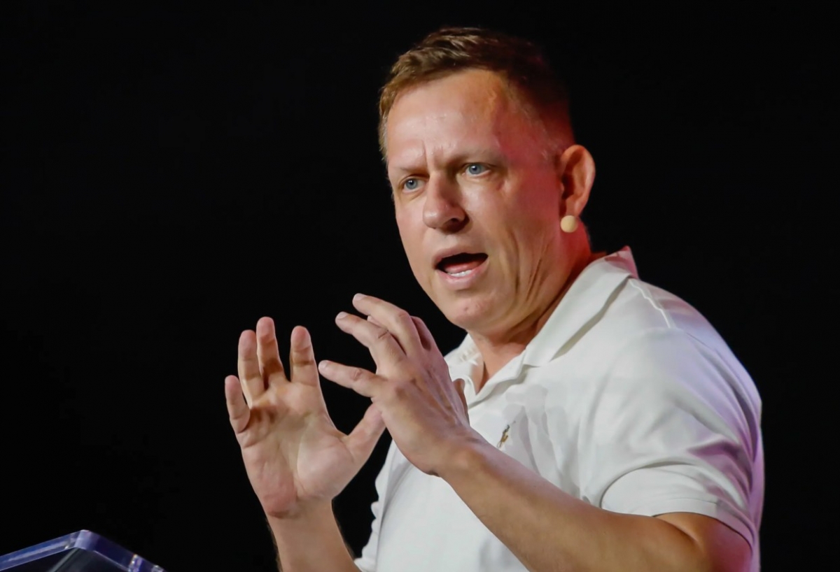 AI 칩 스타트업 '에치드AI'(Etched AI)에 투자한 것으로 알려진 실리콘밸리 투자 거물인 피터 틸 팔란티어 회장/사진=블룸버그