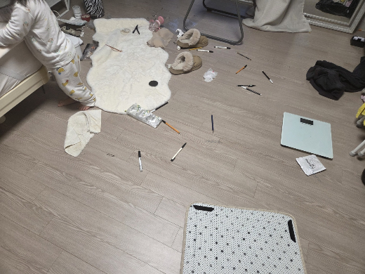 그나마 어지럽히며 놀 때는 부모에게 관심을 덜 두는 듯하다. /사진=최우영 기자