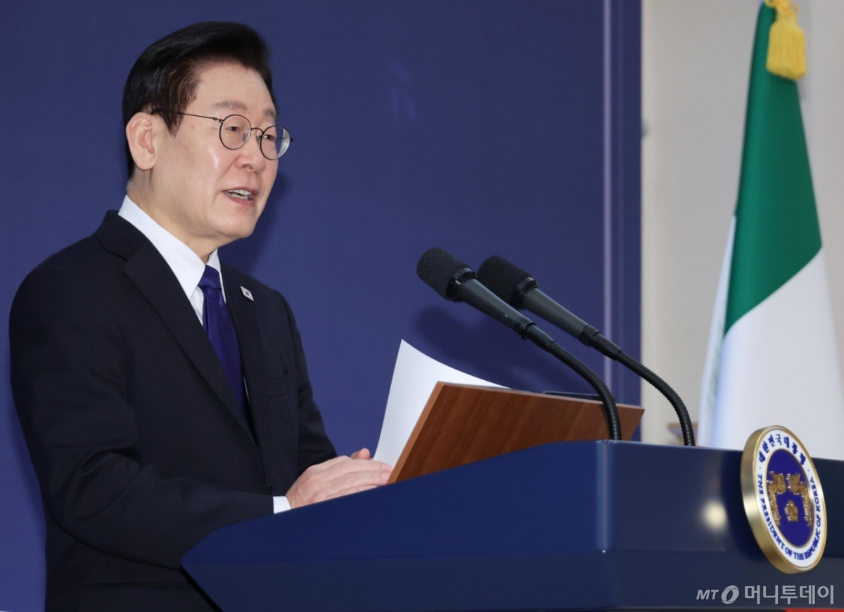 (서울=뉴스1) 이재명 기자 = 이재명 대통령이 19일 청와대에서 열린 조르자 멜로니 이탈리아 총리 공식 오찬에서 환영사를 하고 있다. 2026.1.19/뉴스1  Copyright © 뉴스1. All rights reserved. 무단 전재 및 재배포,  AI학습 이용 금지. /사진=(서울=뉴스1) 이재명 기자