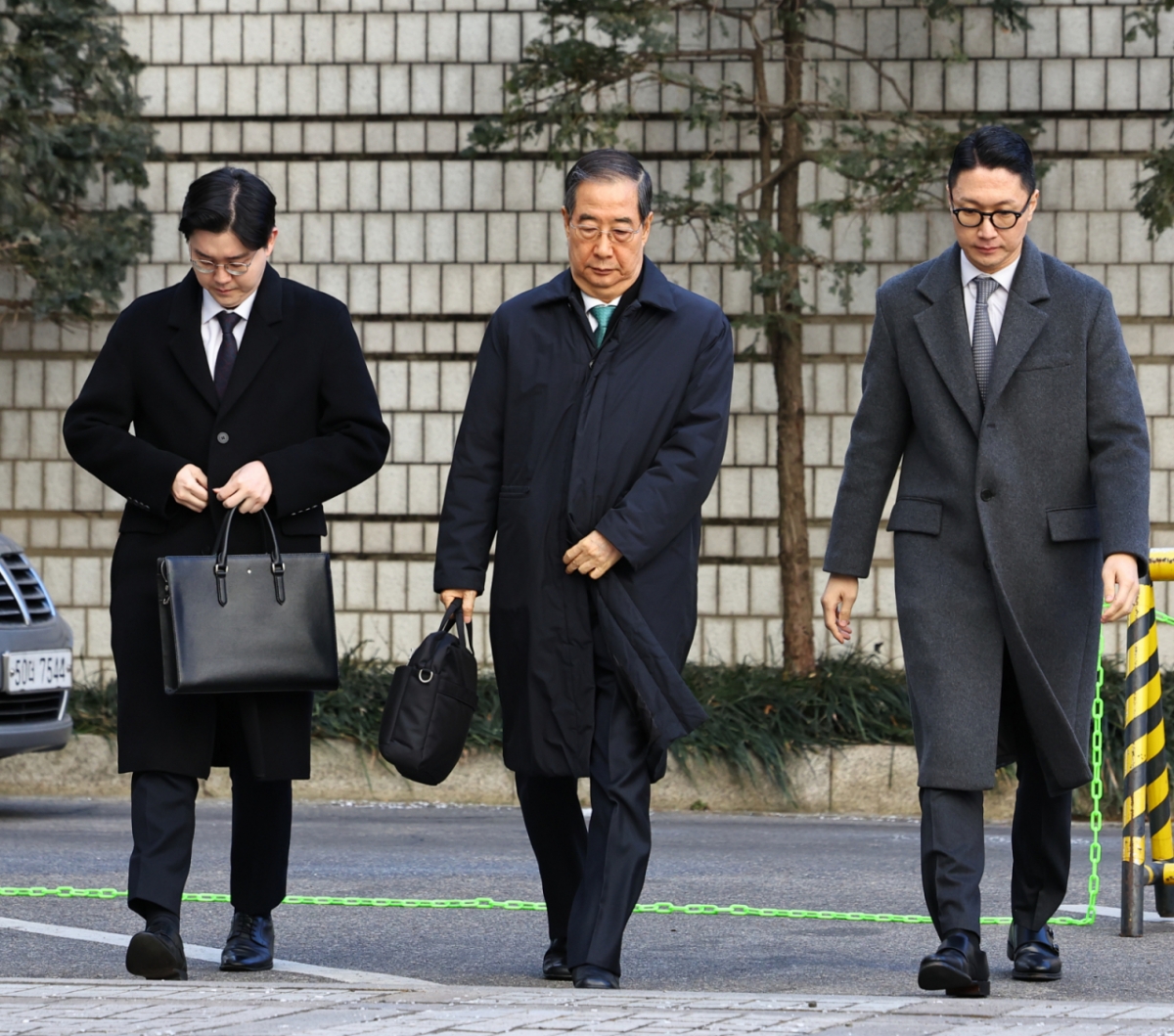 한덕수 전 국무총리가 지난 21일 서울 서초구 서울중앙지법에서 열린 1심 선고공판에 출석하고 있다. /사진=뉴시스