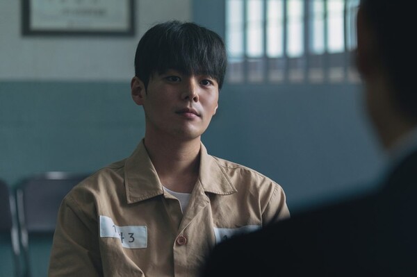 '블러디 플라워' 스틸 컷 / 사진=디즈니