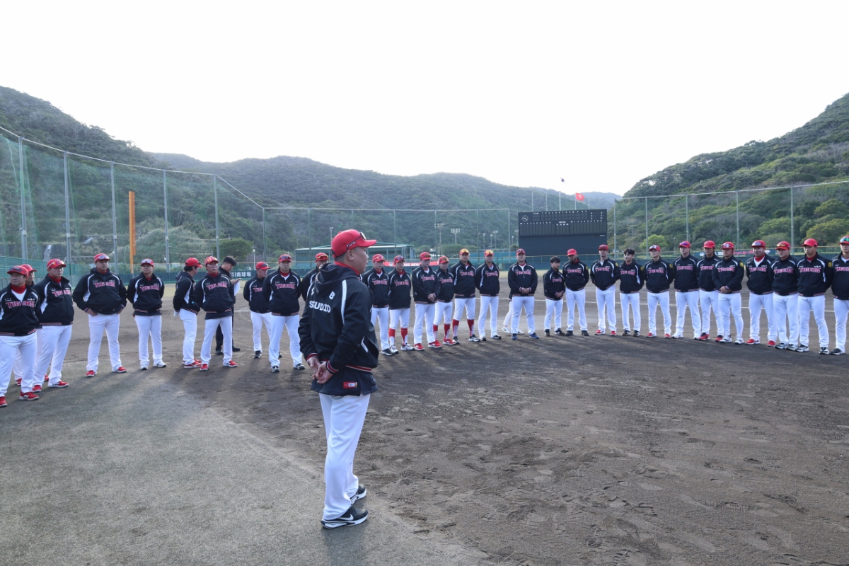 일본 가고시마현 아마미오시마에서 훈련 중인 KIA 타이거즈 선수단 모습. /AFPBBNews=뉴스1