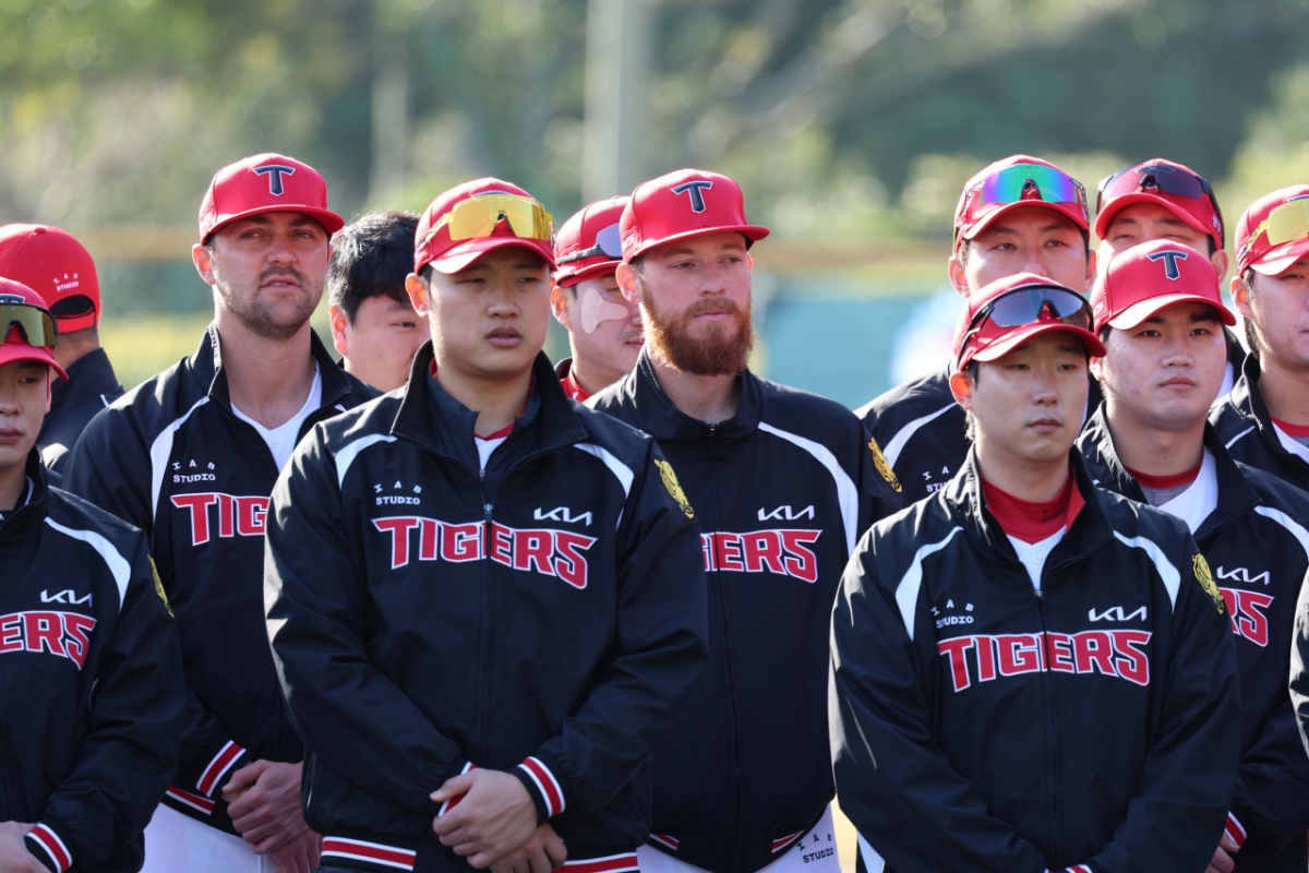 일본 가고시마현 아마미오시마에서 훈련 중인 KIA 타이거즈 선수단 모습. /AFPBBNews=뉴스1