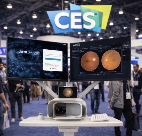 이달 초 미국 라스베이거스에서 열린 'CES 2026'에서 현장 시연 중인 '위스키 오름' /사진=아크