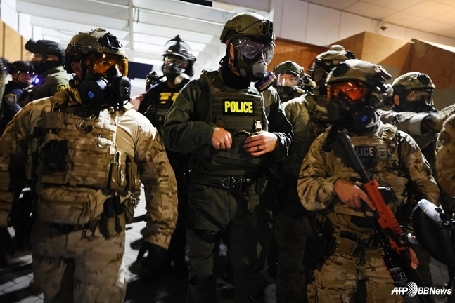 미국에서 활동중인 ICE 요원들. /AFPBBNews=뉴스1