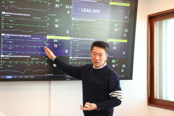박정환 메쥬 대표가 강원도 원주시 소재 회사 R&D센터에서 진행한 인터뷰에서 하이카디 솔루션에 대해 설명하고 있다. /사진=메쥬