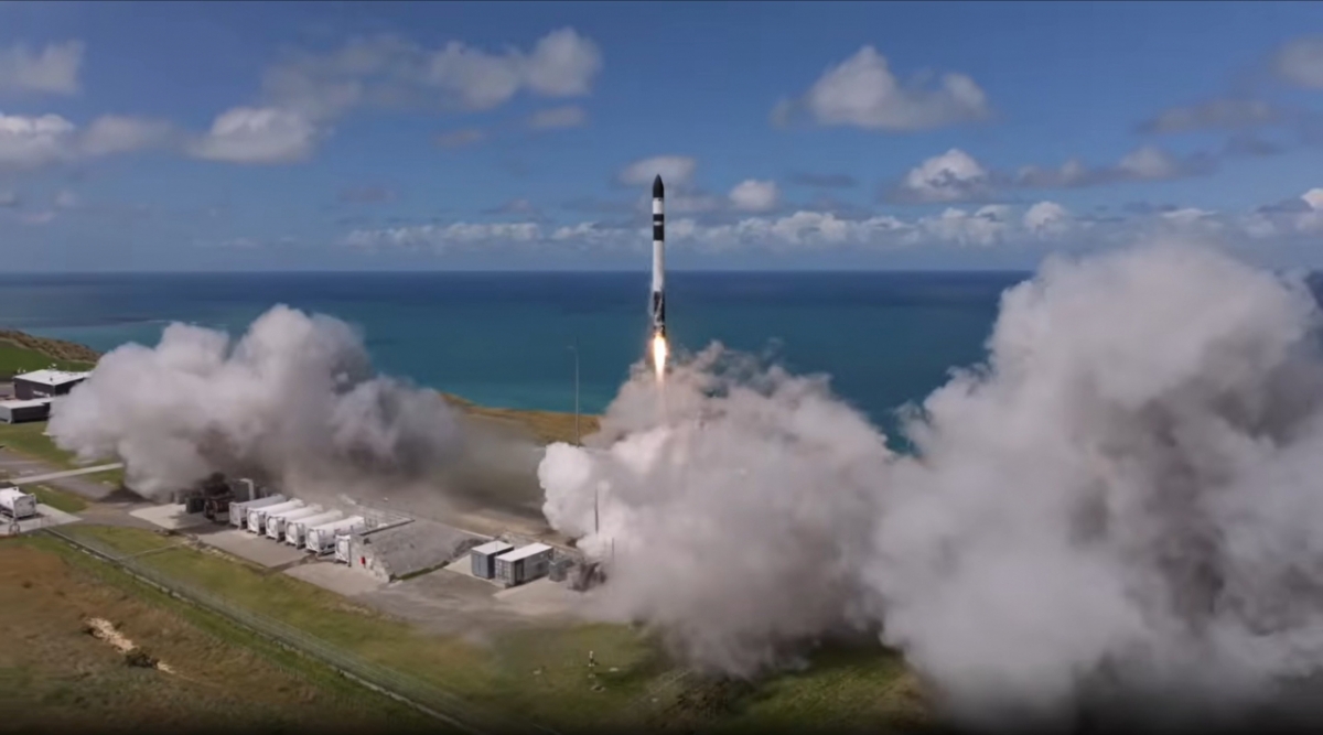 ‘초소형 군집위성 검증기’를 탑재한 미국 로켓랩의 일렉트론(Electron) 발사체 발사 모습./사진=우주청