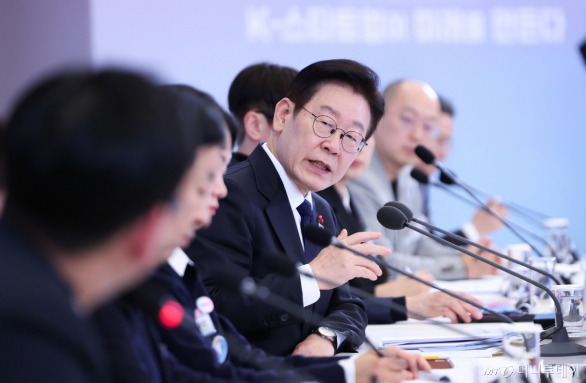 이재명 대통령이 30일 청와대에서 열린 국가창업시대 전략회의 'K-스타트업이 미래를 만든다'에서 발언하고 있다. /사진=청와대통신사진기자단