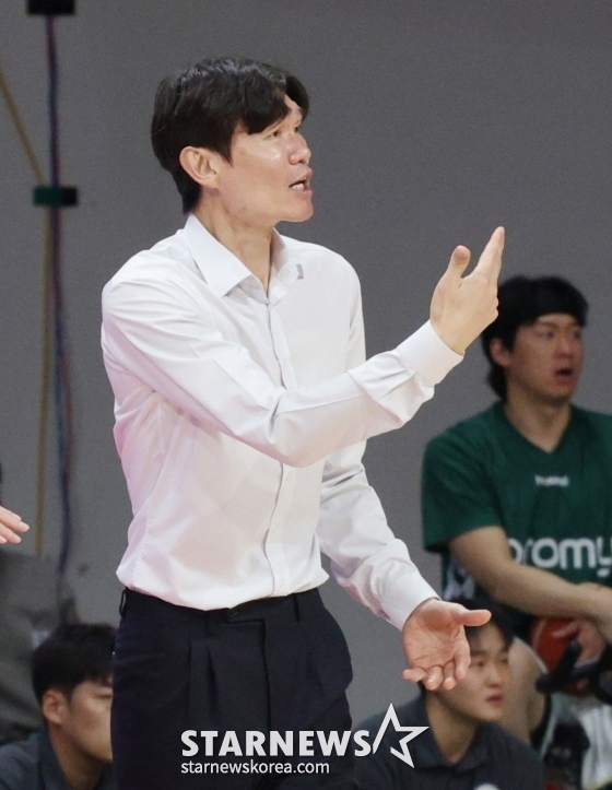 김주성 원주DB 감독. /사진=김진경 대기자