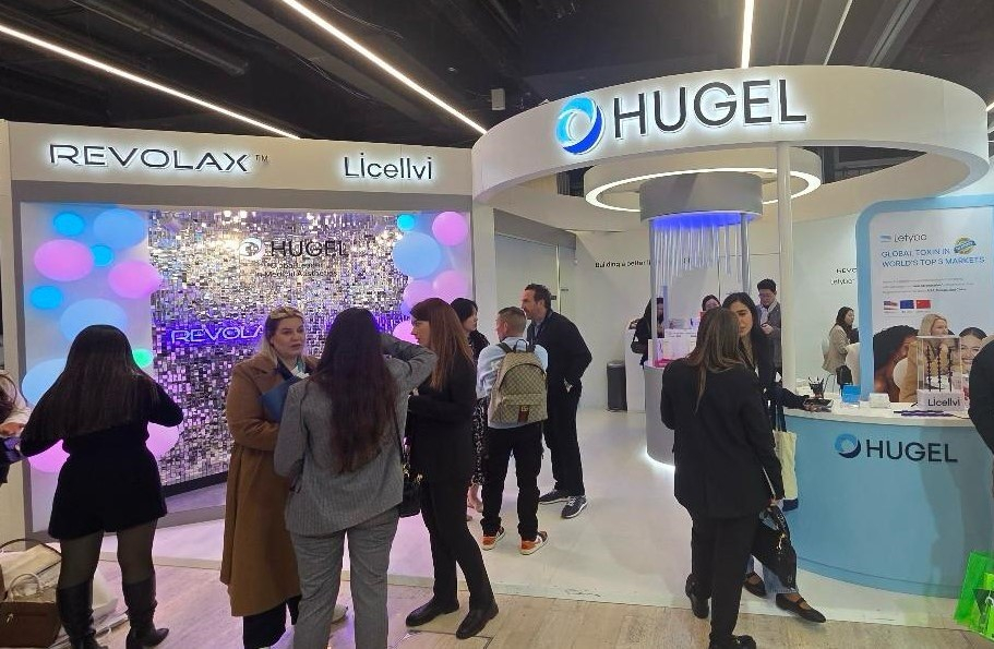 휴젤이 지난 29일부터 31일까지 프랑스 파리에서 열린 '국제미용성형학회 2026'(IMCAS World Congress 2026) 현장에서 운영한 단독 부스 현장 모습./사진제공=휴젤