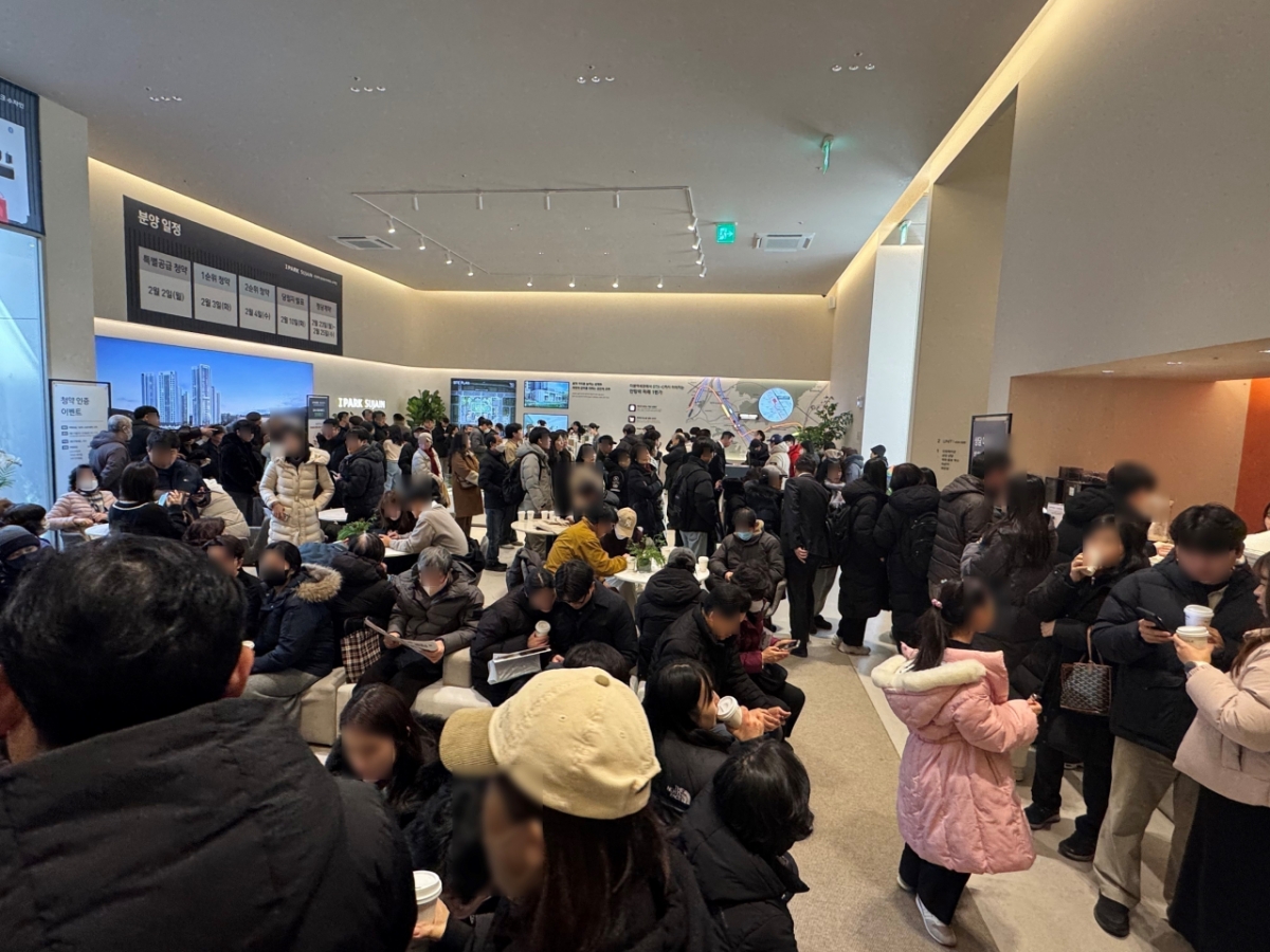 '안양역 센트럴 아이파크 수자인' 모델하우스 내부 전경/사진제공=HDC현대산업개발, BS한양