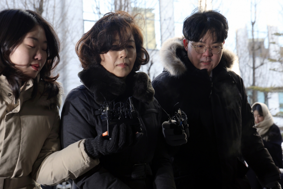 김경 전 서울시의원이 지난달 29일 오전 서울시 마포구 서울경찰청 공공범죄수사대로 추가 소환 조사에 출석하고 있다./사진=뉴스1.