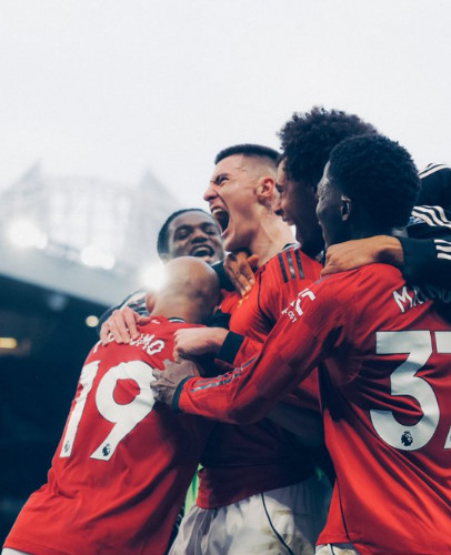 결승골 후 기뻐하는 맨유 선수들. /사진=맨유 공식 SNS 갈무리