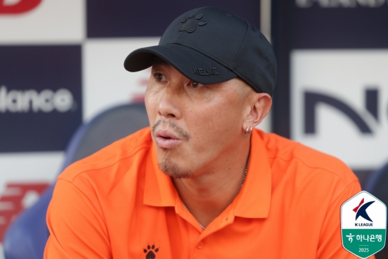 차두리 화성FC 감독. /사진=한국프로축구연맹 제공