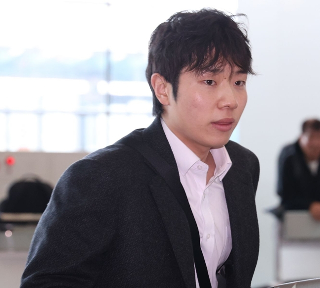 지난 1월 23일 출국장에 들어서는 김지찬. /사진=삼성 라이온즈