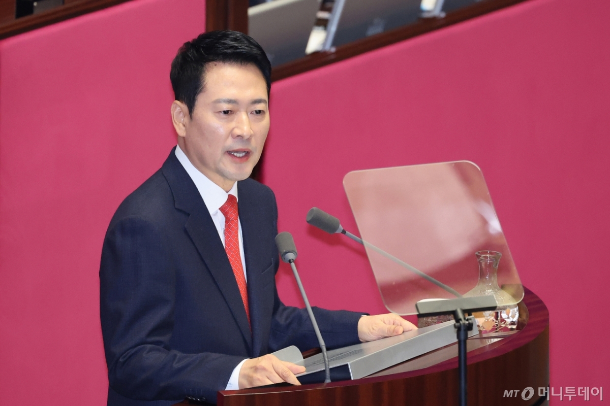(서울=뉴스1) 신웅수 기자 = 장동혁 국민의힘 대표가 4일 서울 여의도 국회에서 열린 제432회국회(임시회) 제3차 본회의에서 국정에 관한 교섭단체 대표연설을 하고 있다. 2026.2.4/뉴스1  Copyright © 뉴스1. All rights reserved. 무단 전재 및 재배포,  AI학습 이용 금지. /사진=(서울=뉴스1) 신웅수 기자