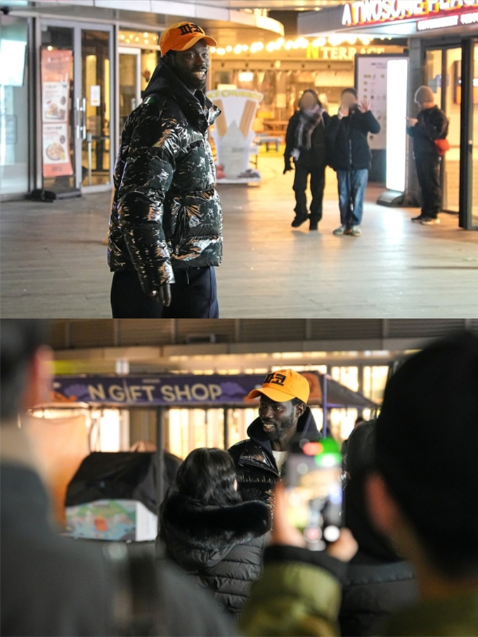 프랑스 파리를 찾는 한국인 여행객에게 뜨거운 관심을 받았던 기념품 상인 파코가 한국을 찾는다. 파코는 오는 3월 방송되는 MBC에브리원 예능 프로그램 '어서와 한국은 처음이지?'에 출연한다. /사진=MBC에브리원 '어서와 한국은 처음이지?'