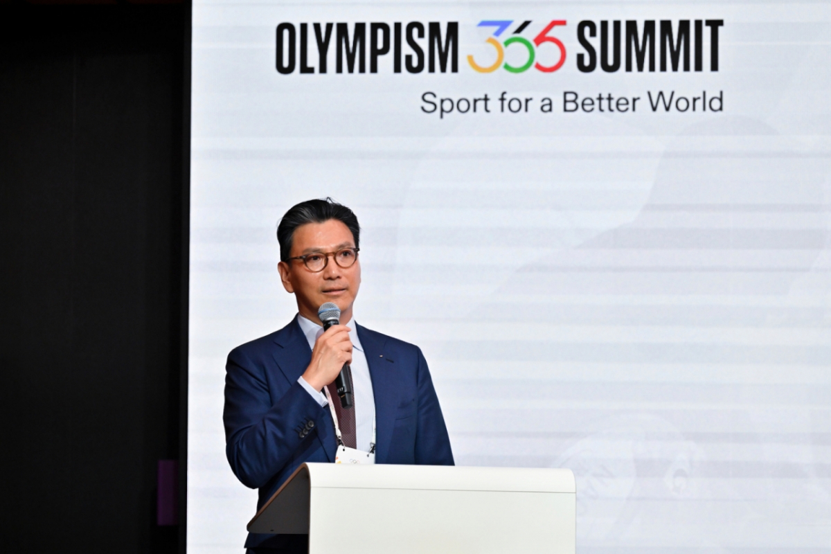 김재열 국제빙상경기연맹(ISU) 회장 국제올림픽위원회(IOC) 위원이 4일(현지시간) 이탈리아 밀라노의 2026 밀라노·코르티나담페초 동계올림픽 메인미디어센터에서 열린 제154차 IOC 총회 집행위원 선거에서 IOC 집행위원에 선출된 후 소감을 전하고 있다.   김 위원은  유효표 100표 중 찬성 84표, 반대 10표, 기권 6표를 받아 선출됐다. /사진=국제빙상경기연맹 제공