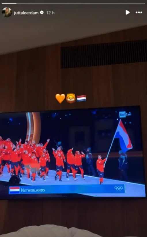 유타 레이르담이 2026 밀라노·코르티나담페초 동계올림픽 개회식을 숙소 TV로 지켜보고 자신의 SNS에 인증했다. /사진=더선 갈무리