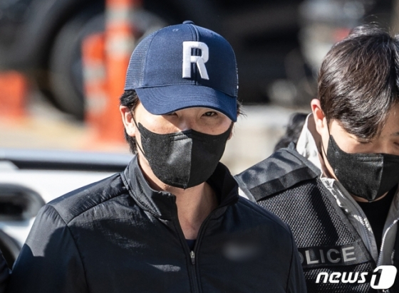 오재원이 지난해 2024년 3월 21일 마약 투약 혐의에 대한 영장실질심사를 위해 서울중앙지방법원에 출석하고 있다. /사진=뉴스1