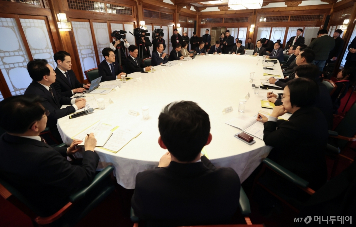  정청래 더불어민주당 대표가 8일 오후 서울 종로구 국무총리공관에서 열린 제6차 고위당정협의회에서 발언하고 있다. /사진=뉴시스 