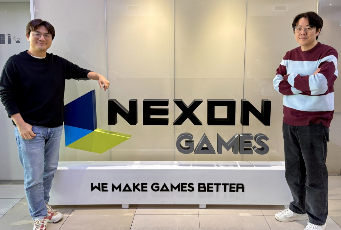 이범준 넥슨게임즈 PD와 주민석 디렉터가 포즈를 취하고 있다. 2026.02.10./사진=이정현 기자