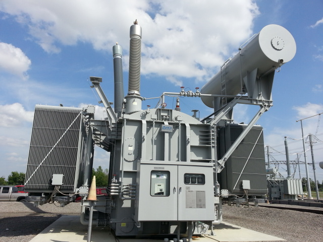 미국 송전망에 설치된 효성중공업의 765kV 변압기 /사진제공=효성중공업