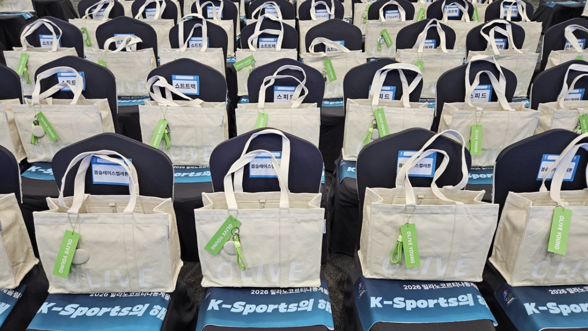 올리브영 출장·여행용 'K-뷰티 키트'. /사진=대한체육회 제공