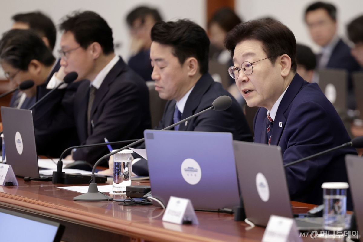 (서울=뉴스1) 허경 기자 = 이재명 대통령이 12일 청와대에서 열린 수석보좌관회의에서 발언하고 있다. 2026.2.12/뉴스1  Copyright © 뉴스1. All rights reserved. 무단 전재 및 재배포,  AI학습 이용 금지. /사진=(서울=뉴스1) 허경 기자