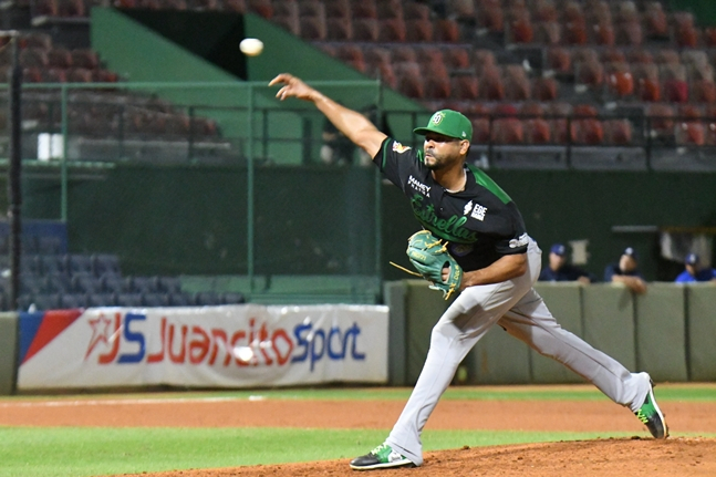 투구하는 에스밀 로저스의 모습. /사진=에스트레야스 오리엔탈레스 구단 공식 SNS