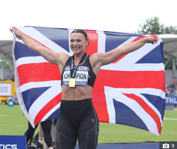 아델 니콜. /사진=더선 갈무리