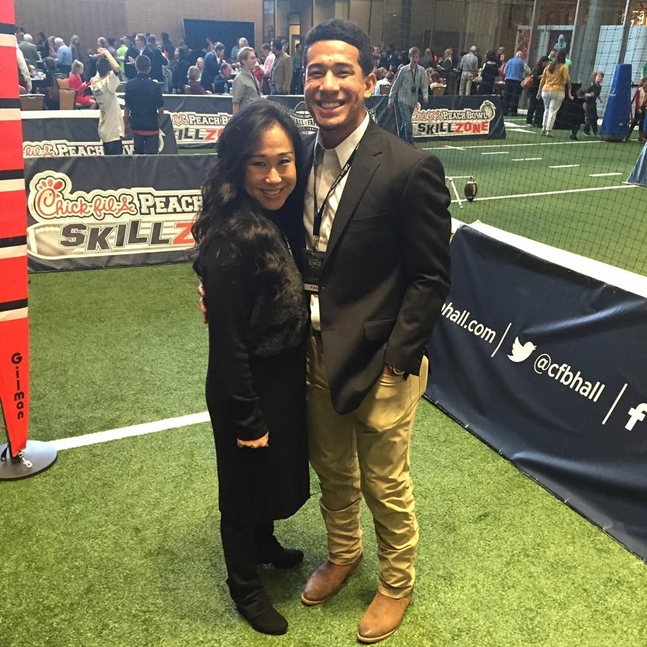 한국인 어머니 미셸(왼쪽)과 자마이 존스. /사진=자아미 존스 공식 SNS