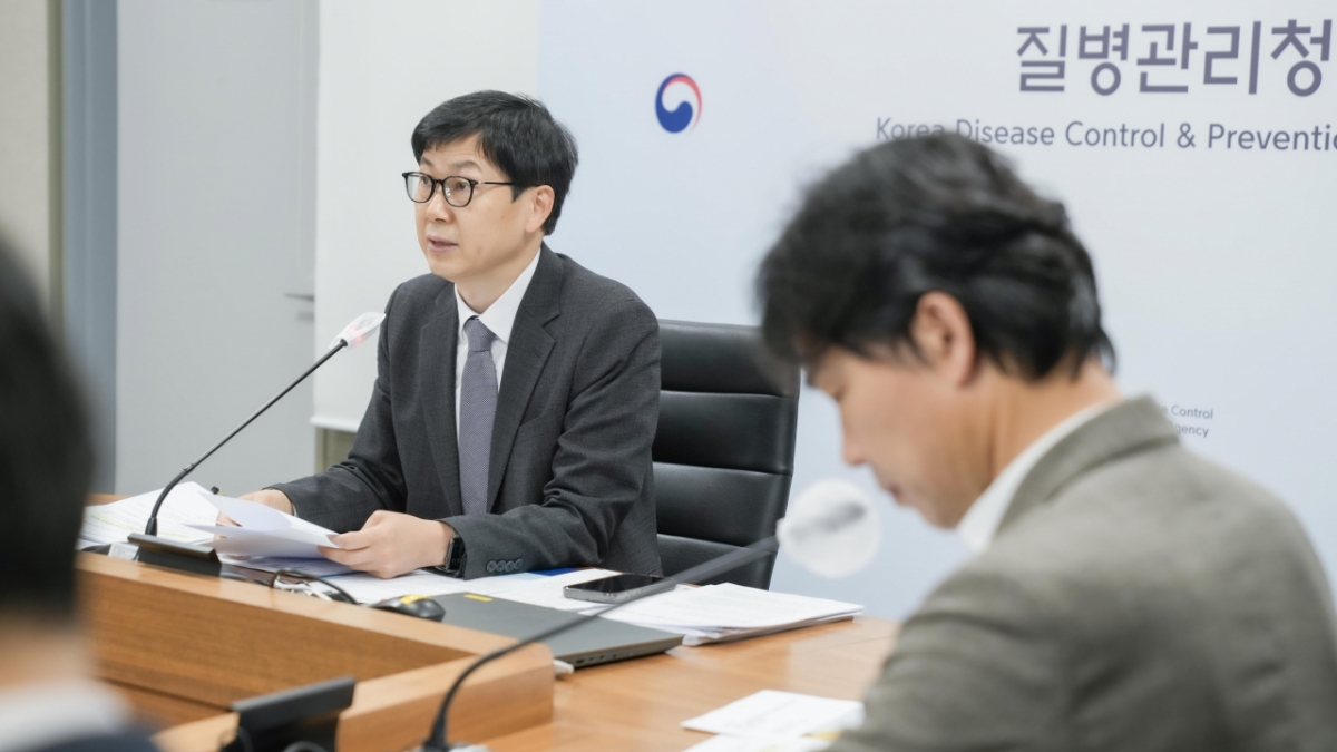 김기남 질병청 차장이 23일 코로나19 감사 결과 관련 온라인 브리핑을 하고 있다./사진= 질병청