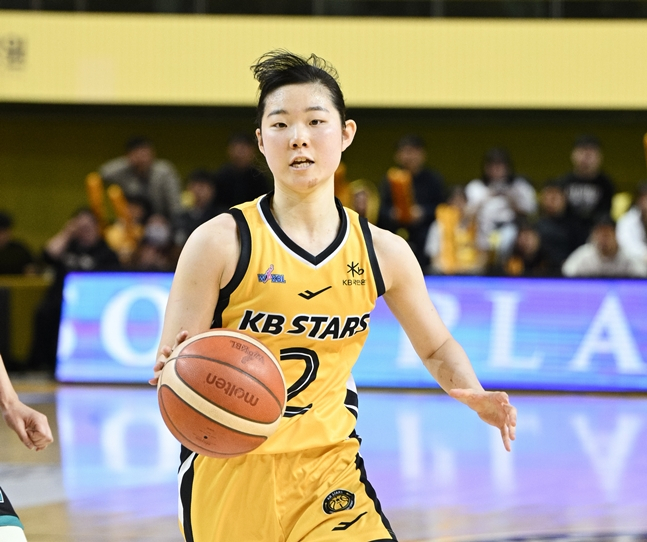 돌파하는 허예은. /사진=WKBL