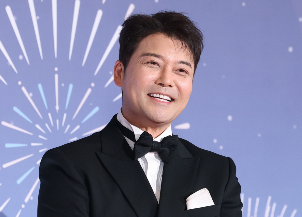 방송인 전현무 측이 디즈니+ '운명전쟁49'에서 순직 경찰관 사연에 부적절한 표현을 사용한 것을 사과했다../사진=뉴스1